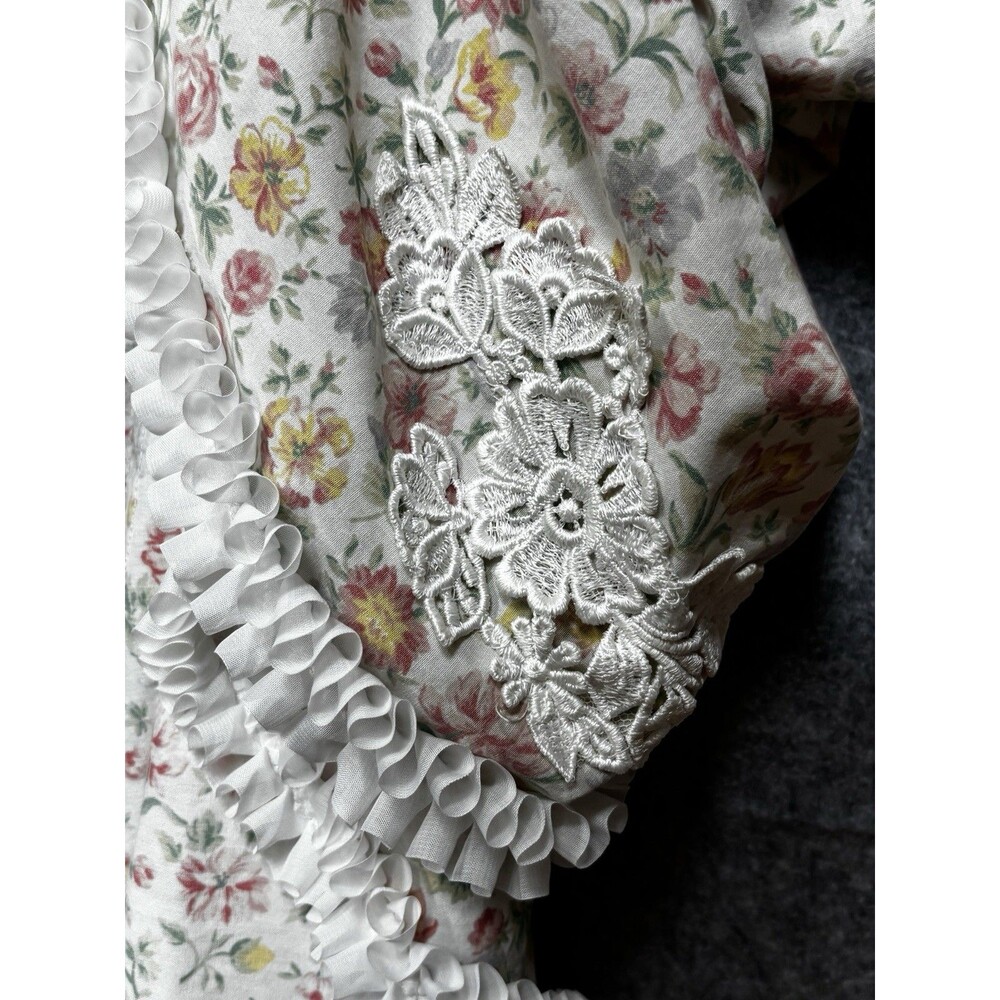 Handmade 18th Century Rococo Ball Gown – Colonial Marie Antoinette Costume Dress - Picture 9 of 16